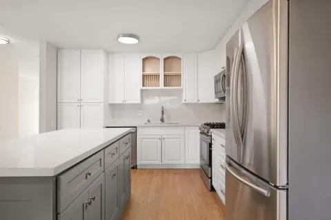 $950,000 | 3281 Loma Riviera Drive, San Diego, CA 92110