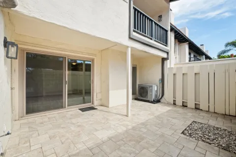 $950,000 | 3281 Loma Riviera Drive, San Diego, CA 92110