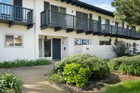 $950,000 | 3281 Loma Riviera Drive, San Diego, CA 92110
