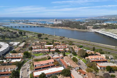 $950,000 | 3281 Loma Riviera Drive, San Diego, CA 92110