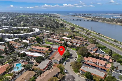 $950,000 | 3281 Loma Riviera Drive, San Diego, CA 92110