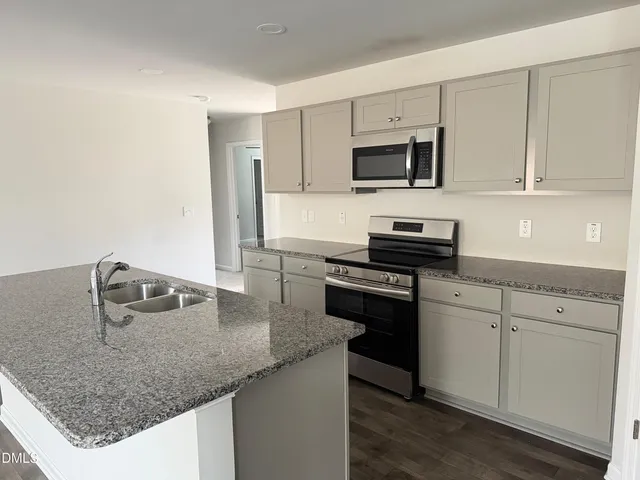 $1,700 | 289 Greenbay Street, Lillington, NC 27546