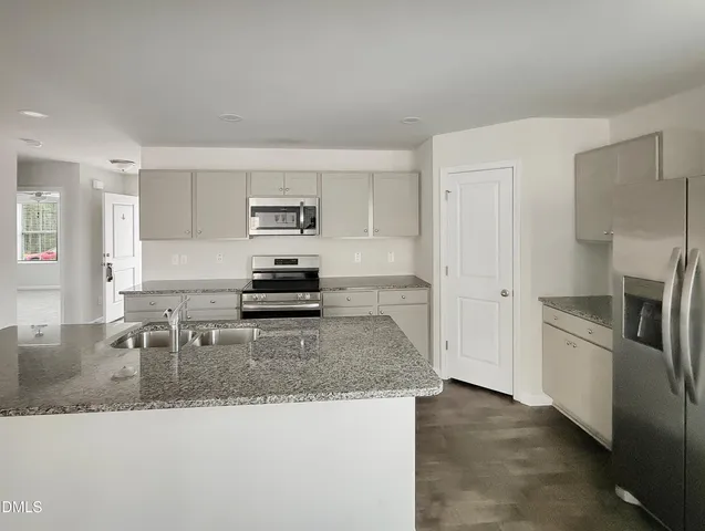 $1,700 | 289 Greenbay Street, Lillington, NC 27546