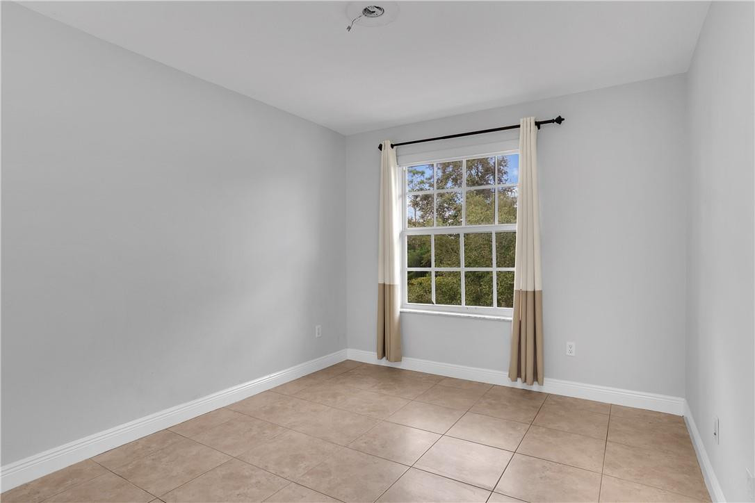 12005 Southwest Bennington Circle Port St. Lucie, FL 34987 - Photo 18 of 35 Photo 18