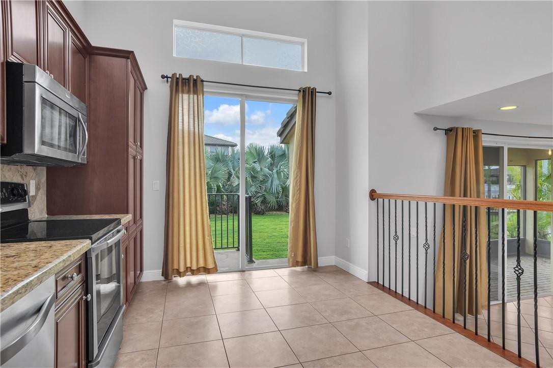 12005 Southwest Bennington Circle Port St. Lucie, FL 34987 - Photo 10 of 35 Photo 10