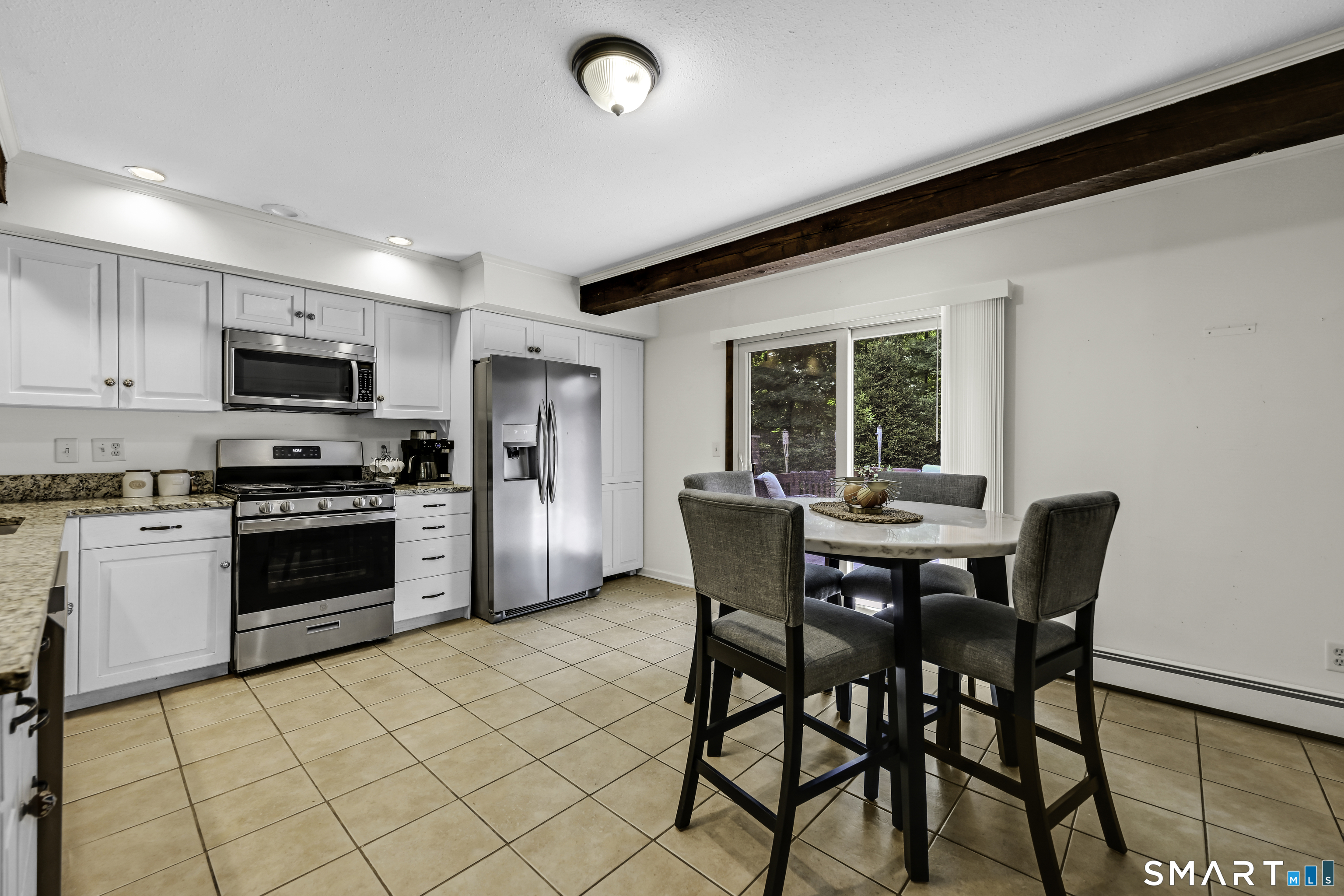 75 Great Ring Road Newtown, CT 06482 - Photo 10 of 39 Gallery Image 10