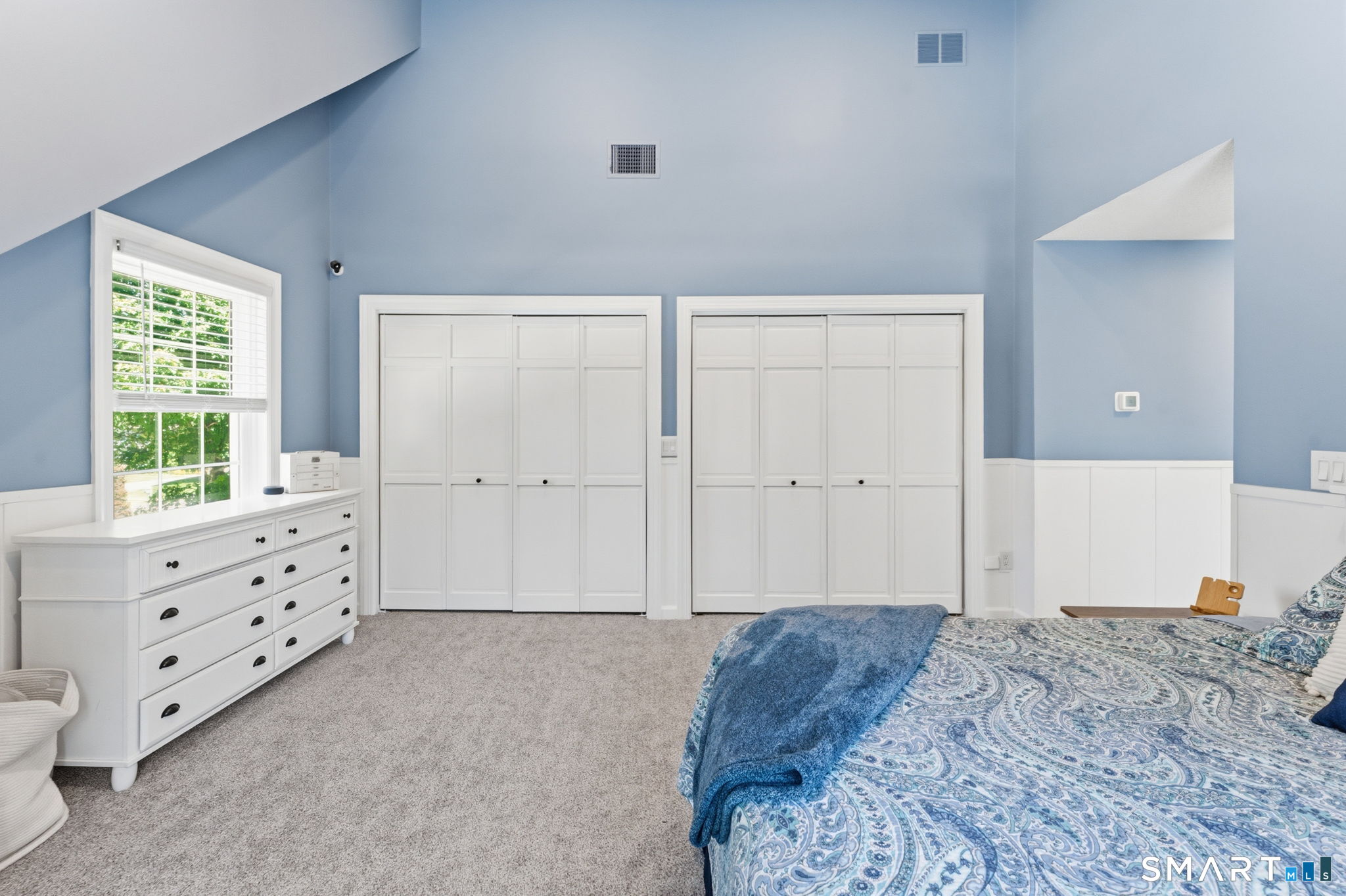 447 Hart Street Bristol, CT 06010 - Photo 23 of 40