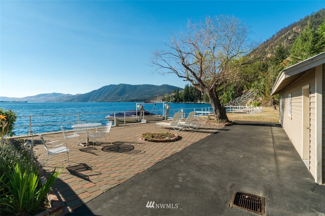 9576 South Lakeshore Road Chelan, WA 98816 - Photo 23 of 24 Gallery Image 23