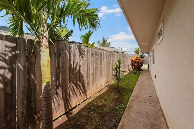 $1,129,000 | 302 Kama Street, Wailuku, HI 96793