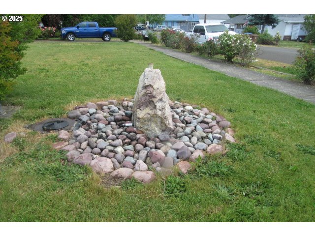 438 East 4th Avenue Riddle, OR 97469 - Photo 24 of 27
