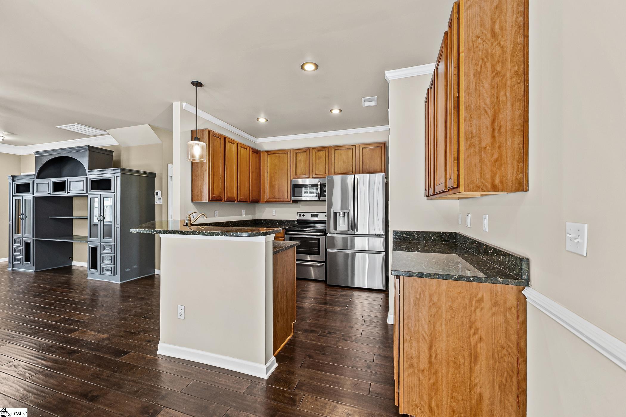 211 Keelin Lane Greer, SC 29650 - Photo 8 of 37