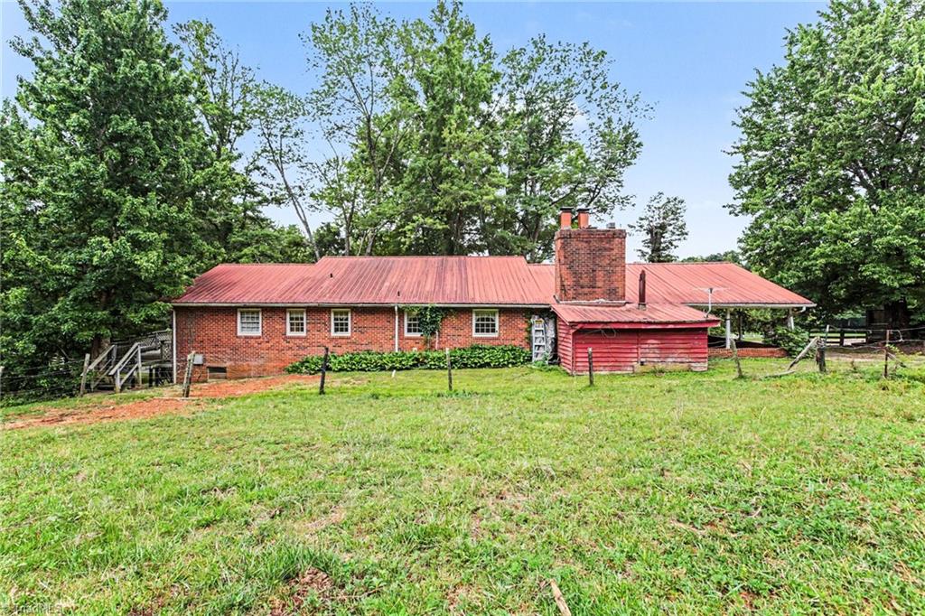 1040 Beechwood Road King, NC 27021 - Photo 22 of 27