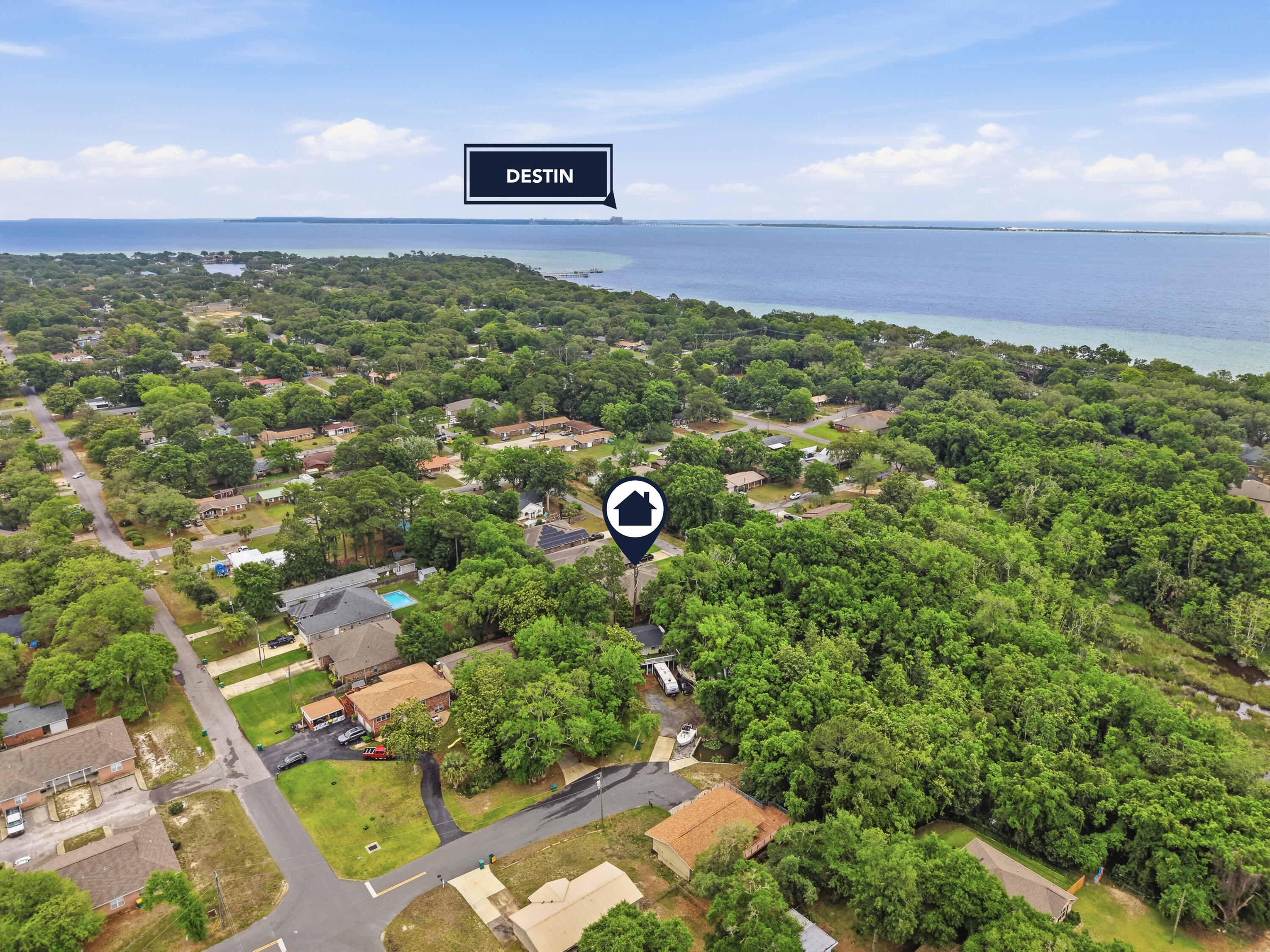 63 2nd Avenue Shalimar, FL 32579 - Photo 51 of 54 a view of a big yard