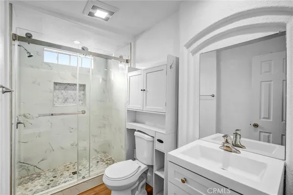 $3,900 | 3912 West 132nd Street, Hawthorne, CA 90250