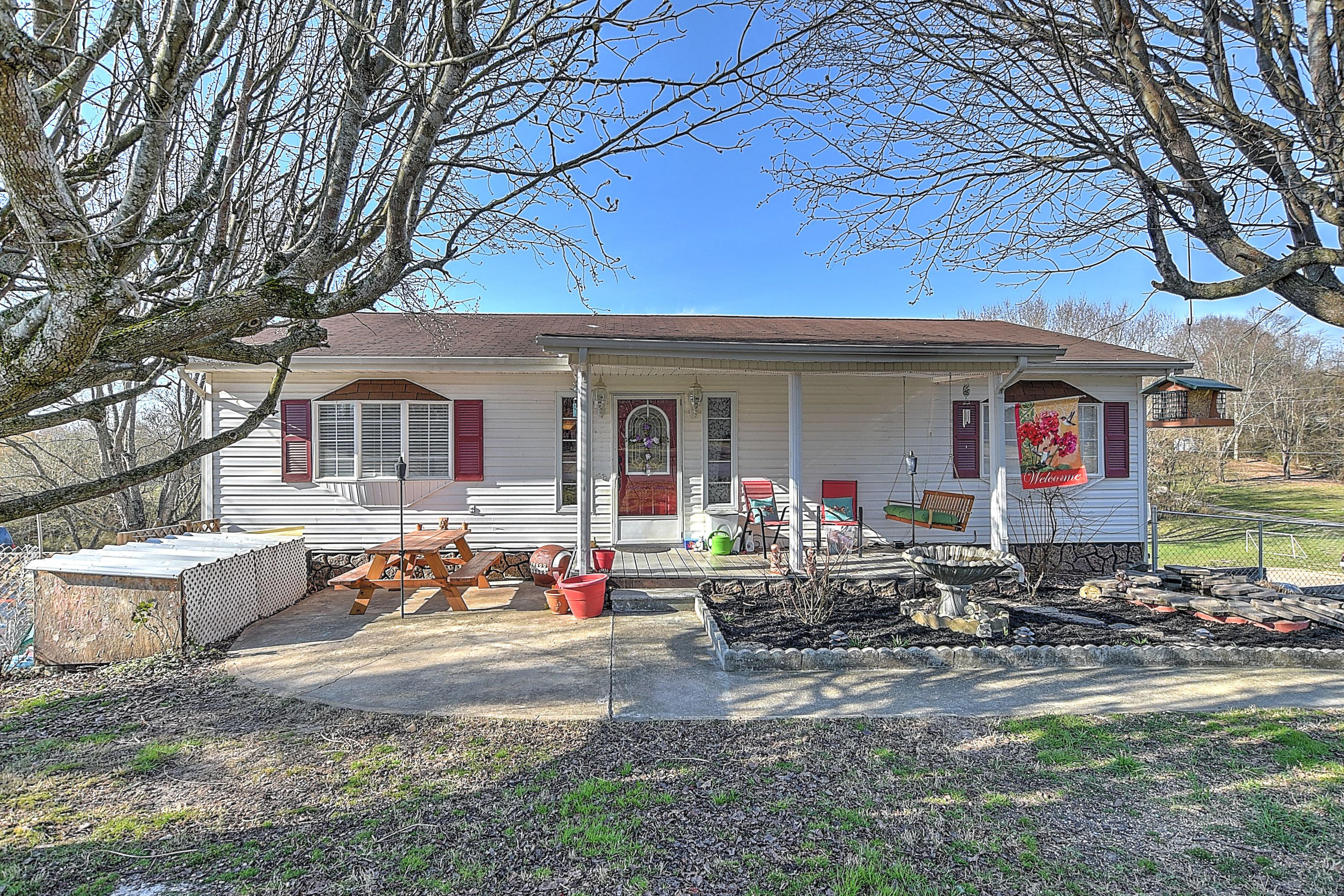 3410 Buckingham Road Greeneville, TN 37745 - Photo 1 of 9 3410 Buckingham