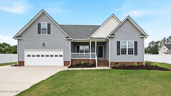 $344,250 | 618 Broadmoor Court, Grimesland, NC 27837