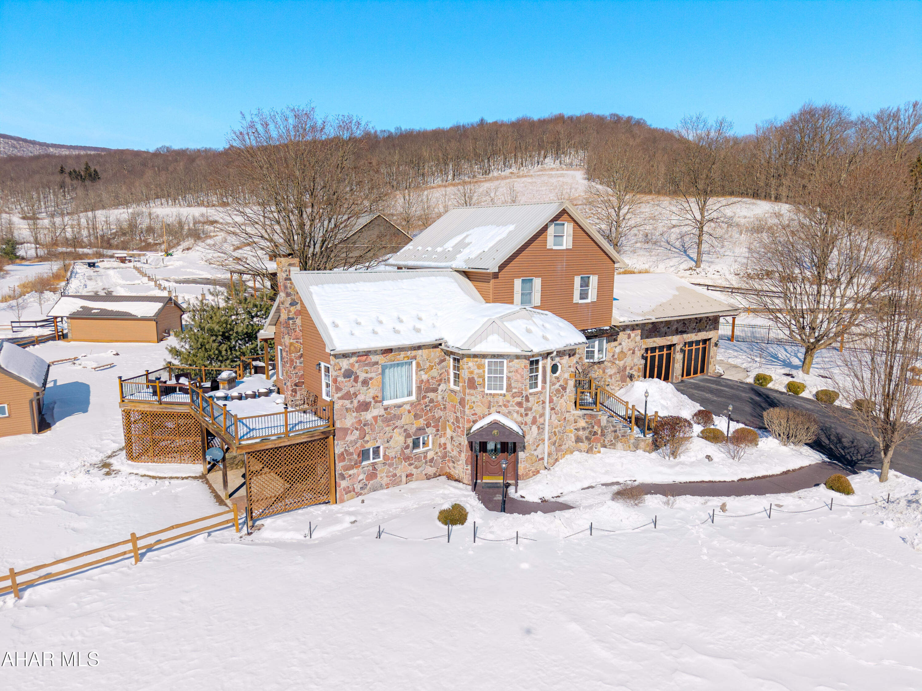 1409 Dunkard Hollow Road Alum Bank, PA 15521 - Photo 3 of 164