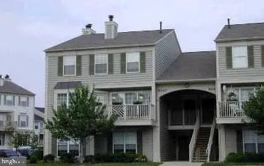 $399,999 | 9247 Cardinal Forest Lane, Unit 202, Lorton, VA 22079