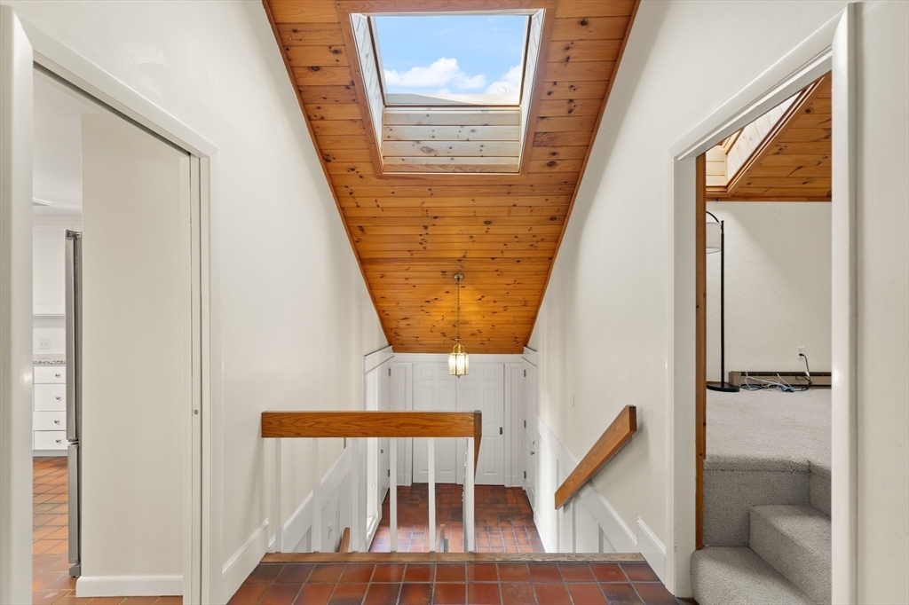 239 Main Street Boxford, MA 01921 - Photo 5 of 40