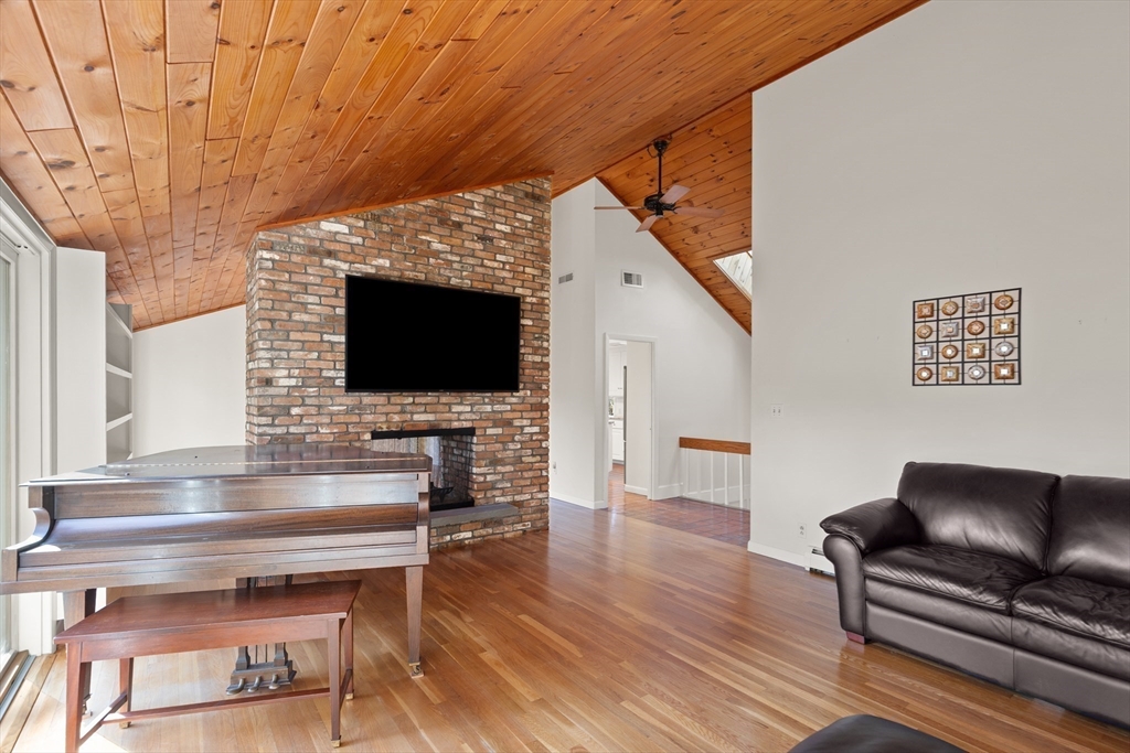 239 Main Street Boxford, MA 01921 - Photo 8 of 40