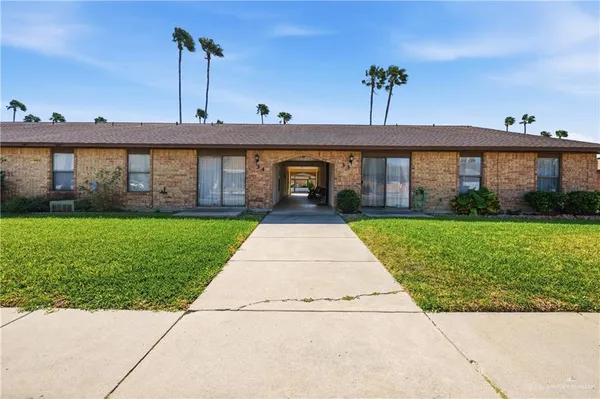 $83,000 | 1500 Evergreen Avenue, Unit 33, Mission, TX 78572