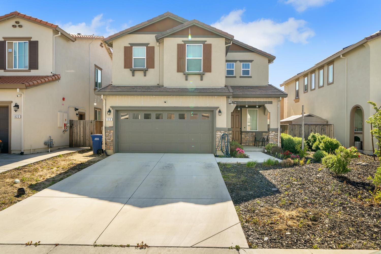 818 Stickney Way Oakley, CA 94561 - Photo 53 of 53 a front view of a house with a yard