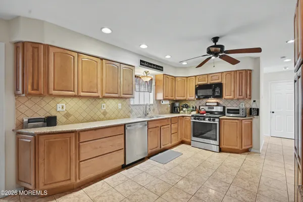 $599,000 | 89 Essex Avenue, Keansburg, NJ 07734
