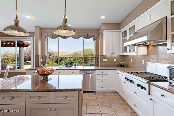3982 Peacock Ridge Road Calabasas, CA 91301 - Photo 12 of 43 3982 Peacock Ridge Rd-small-015-43-Kitch