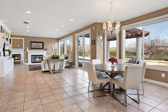 3982 Peacock Ridge Road Calabasas, CA 91301 - Photo 16 of 43 3982 Peacock Ridge Rd-small-017-42-Break