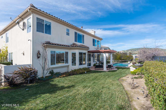 3982 Peacock Ridge Road Calabasas, CA 91301 - Photo 38 of 43 3982 Peacock Ridge Rd-small-038-3-Exteri