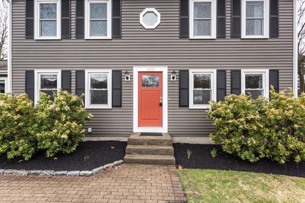 426 Coronation Drive Franklin, MA 02038 - Photo 36 of 46 a front view of a house