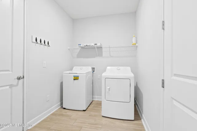 $464,900 | 1724 Austin Lk Way, Middleburg, FL 32068