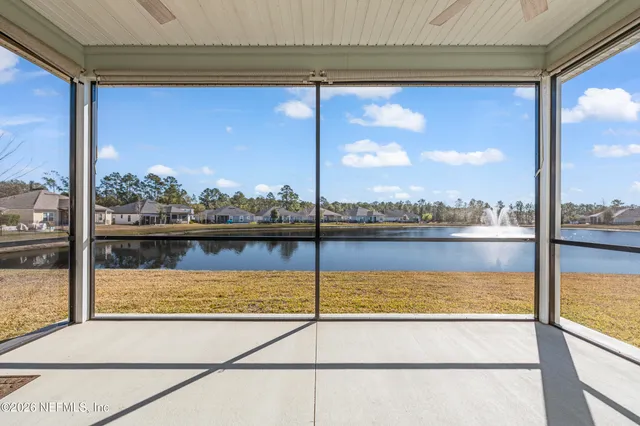 $464,900 | 1724 Austin Lk Way, Middleburg, FL 32068