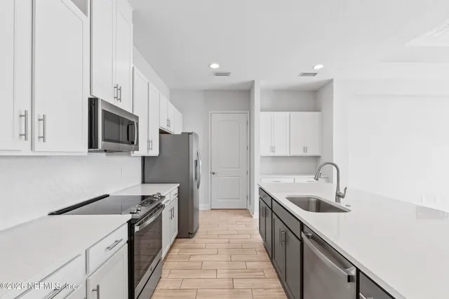 $464,900 | 1724 Austin Lk Way, Middleburg, FL 32068