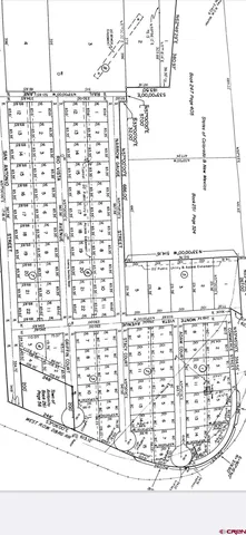 a black and white photo of a room