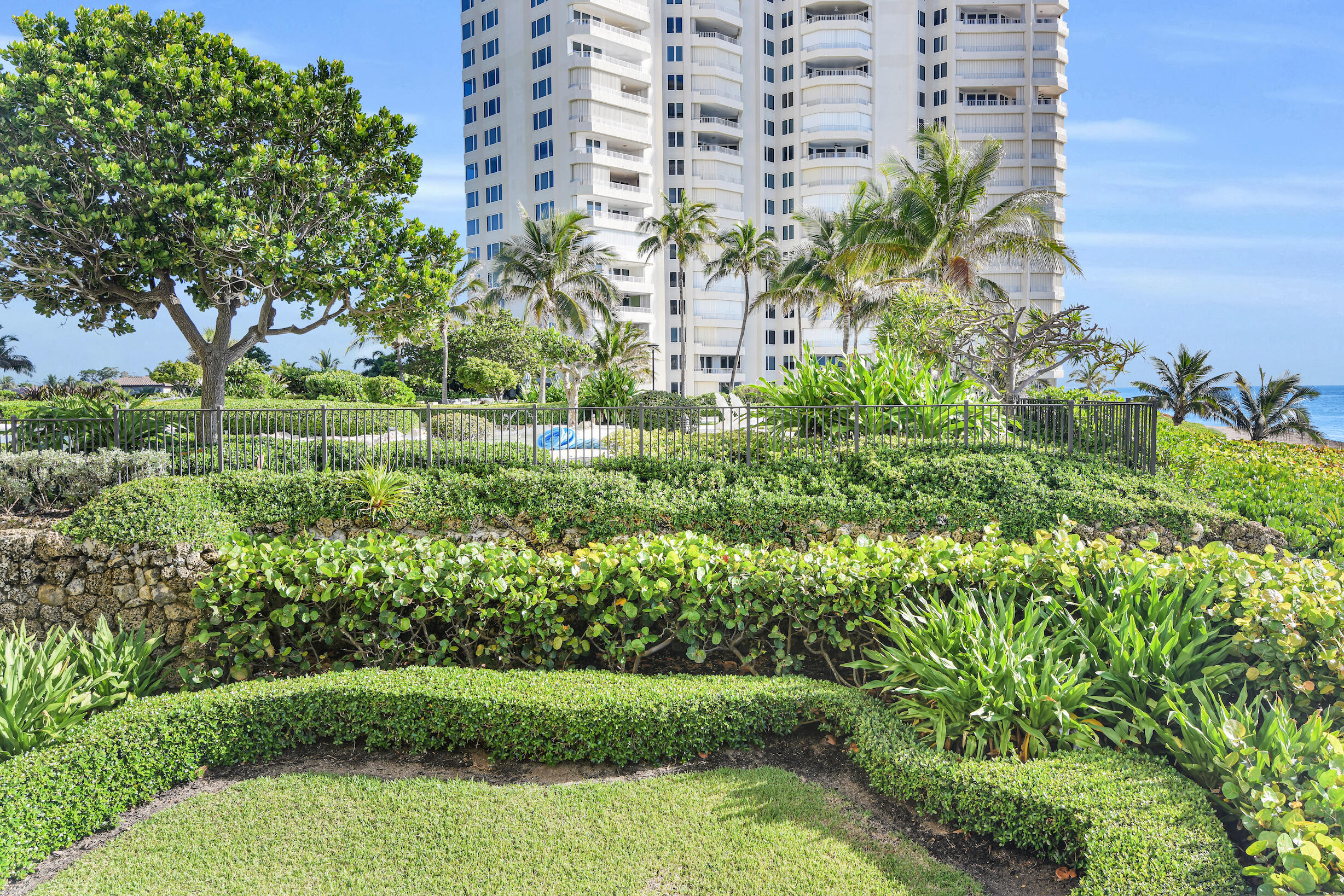 550 South Ocean Boulevard, Unit 201 Boca Raton, FL 33432 - Photo 27 of 45 Garden View