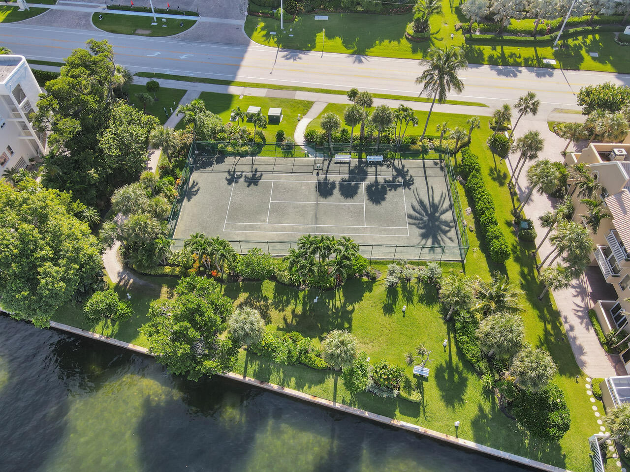 550 South Ocean Boulevard, Unit 201 Boca Raton, FL 33432 - Photo 38 of 45 Tennis court