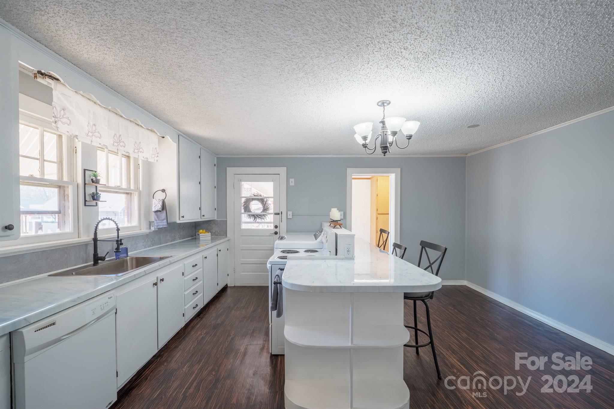 523 Faith Road Salisbury, NC 28146 - Photo 4 of 33 Gallery Image 4