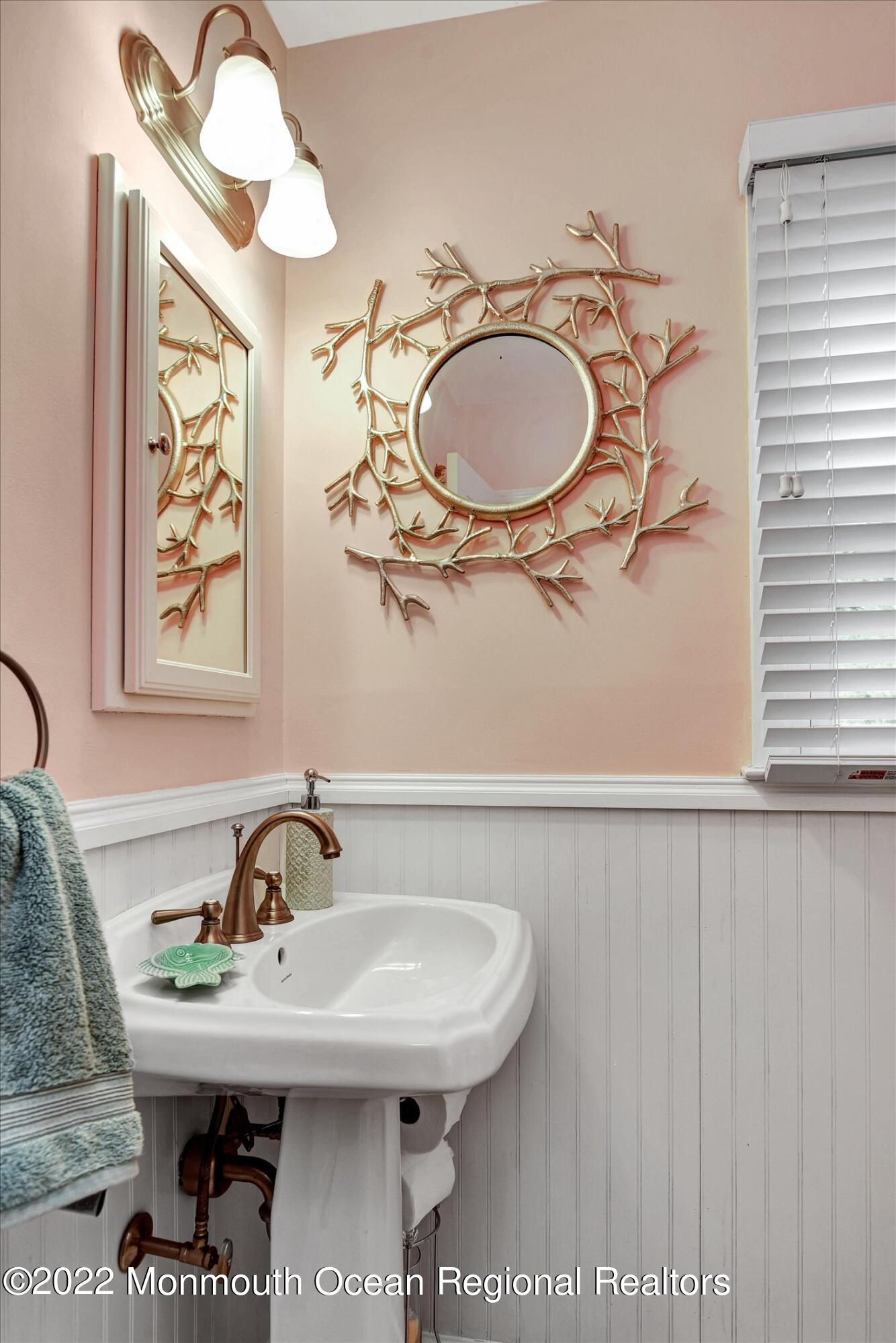 31 Union Street Matawan, NJ 07747 - Photo 16 of 30 16-Bathroom