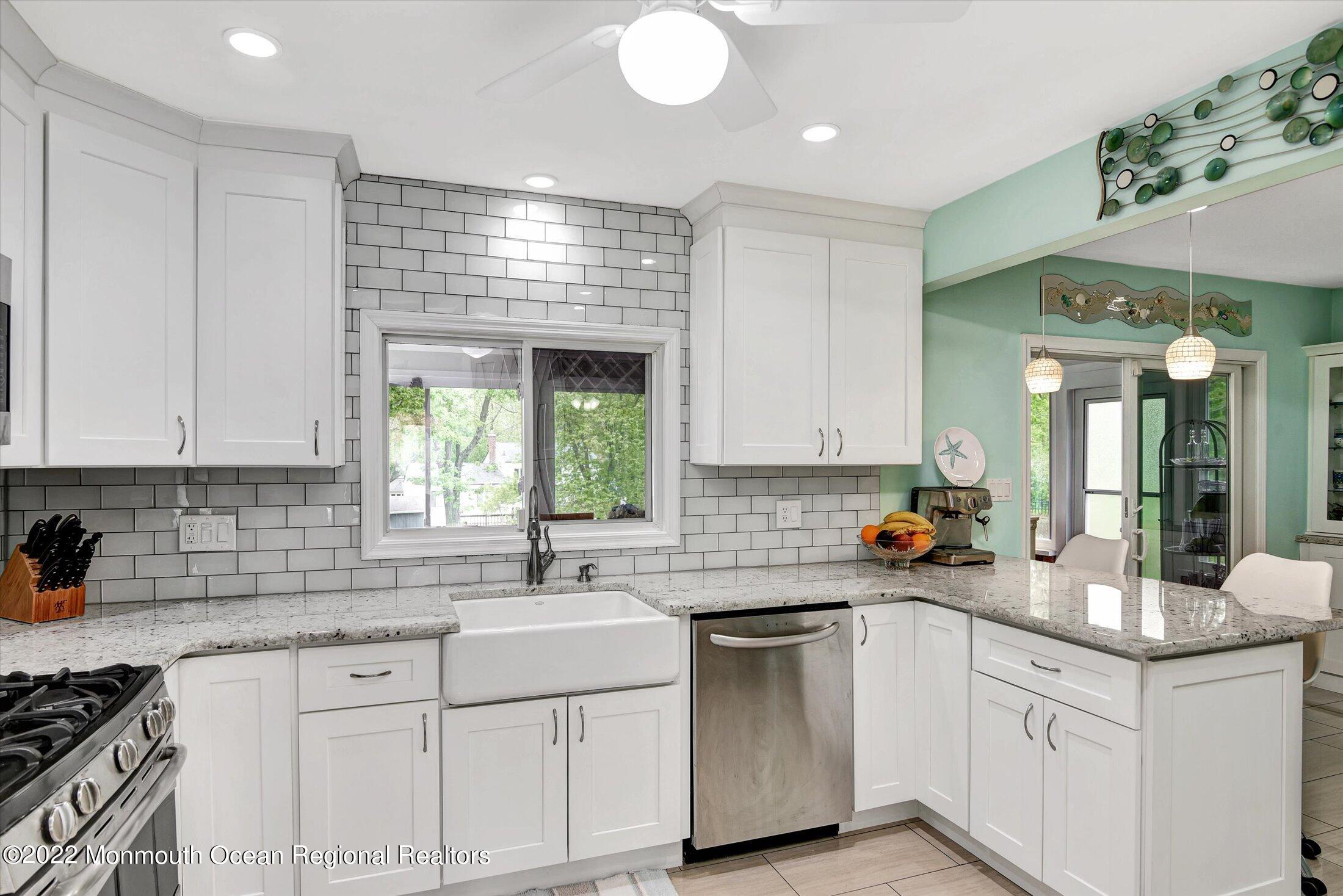 31 Union Street Matawan, NJ 07747 - Photo 8 of 30 08-Kitchen