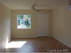 2029 E Keys Springfield, IL 62702 - Photo 4 of 7