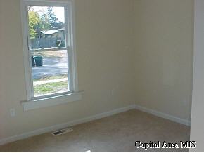 2029 E Keys Springfield, IL 62702 - Photo 6 of 7