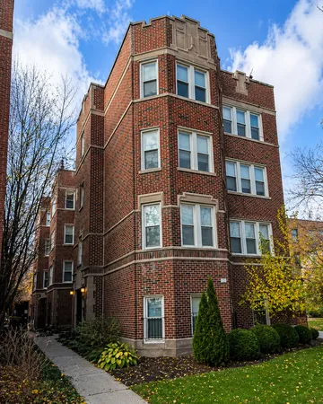 $1,795 | 6444 North Hamilton Avenue, Unit 2E, Chicago, IL 60645