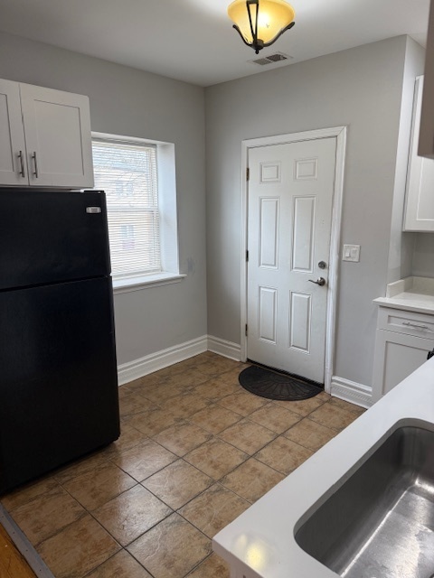 6444 North Hamilton Avenue, Unit 2E Chicago, IL 60645 - Photo 9 of 16