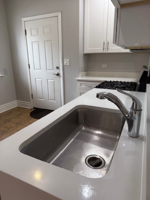 6444 North Hamilton Avenue, Unit 2E Chicago, IL 60645 - Photo 10 of 16