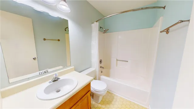 $305,000 | 512 Brockinton South, St. Simons Island, GA 31522