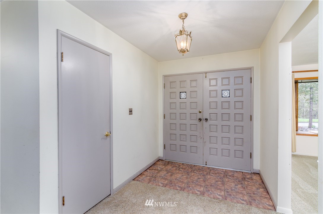 3114 Laurel Road Longview, WA 98632 - Photo 5 of 34 Gallery Image 5