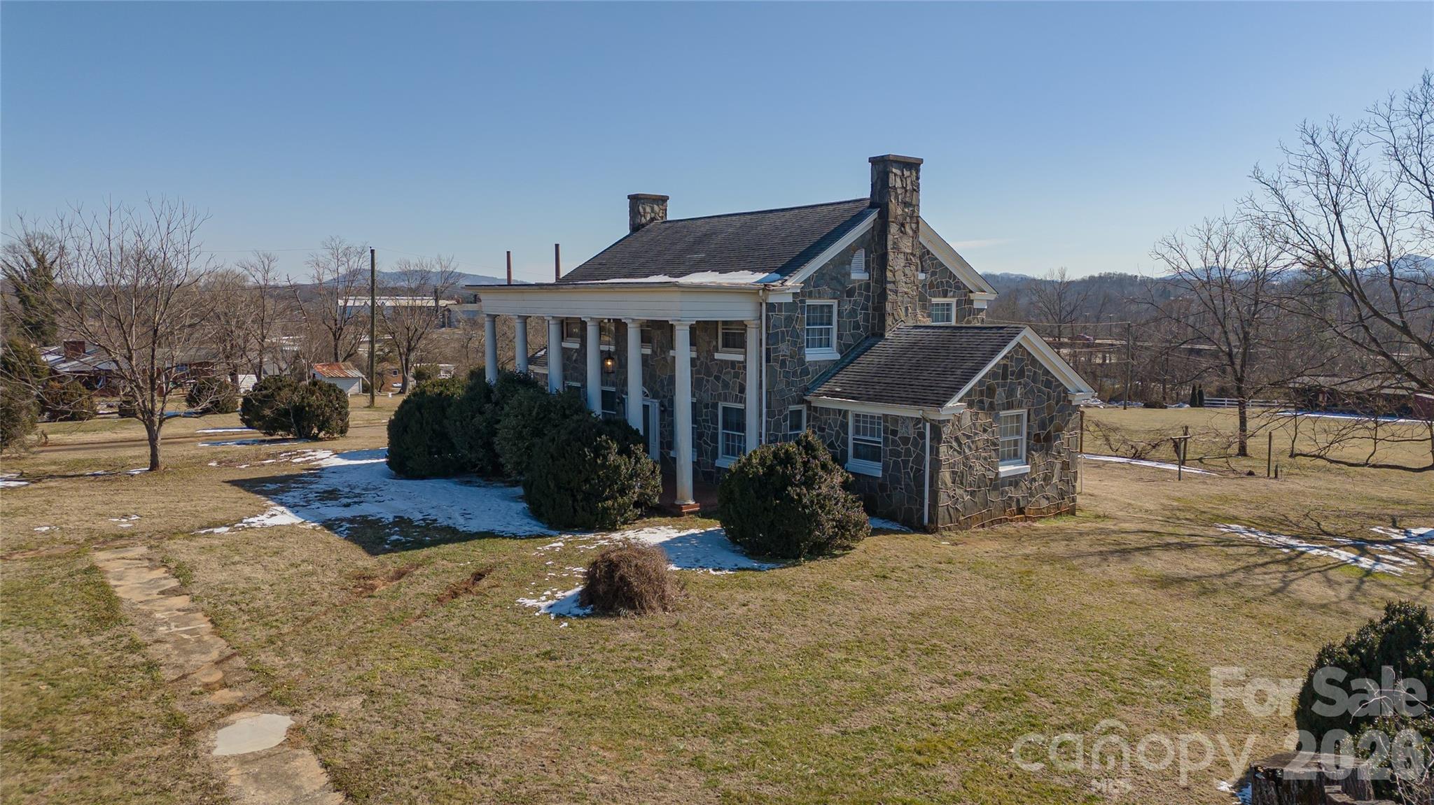 615 Carbon City Road Morganton, NC 28655 - Photo 6 of 41