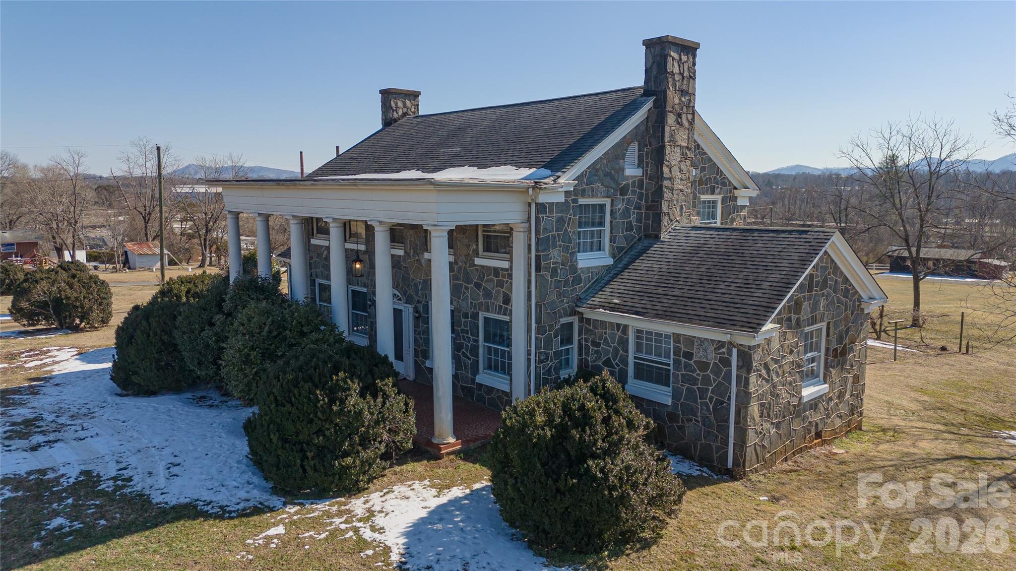 615 Carbon City Road Morganton, NC 28655 - Photo 7 of 41