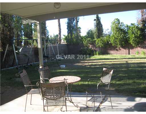 1908 Nuevo Road Henderson, NV 89014 - Photo 8 of 10 Yard/Garden.